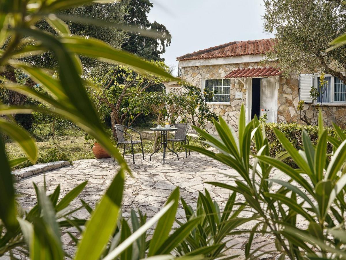 Periyali Villas With Private Pools Vasilikós Exterior photo