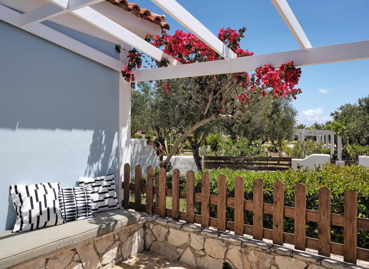 Periyali Villas With Private Pools Vasilikós Exterior photo